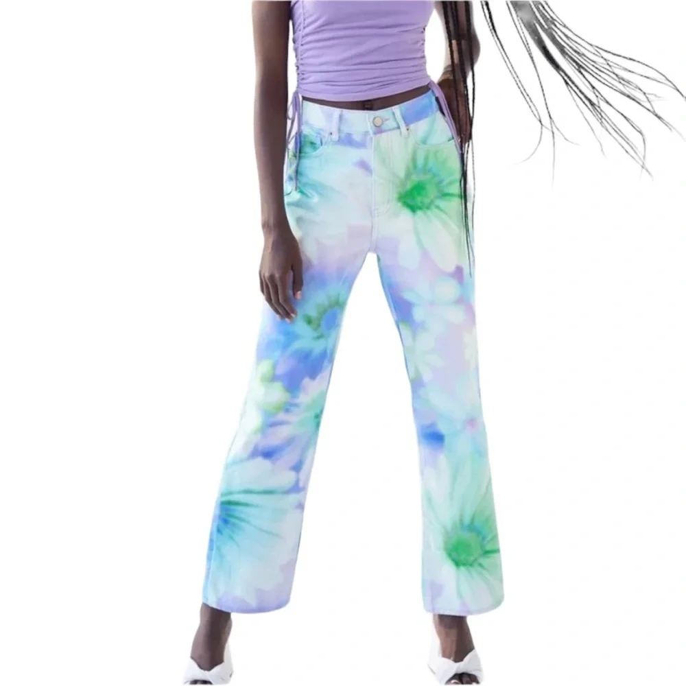 Urban Outfitters BDG High Waisted Botanical Cowboy Jeans Size 29